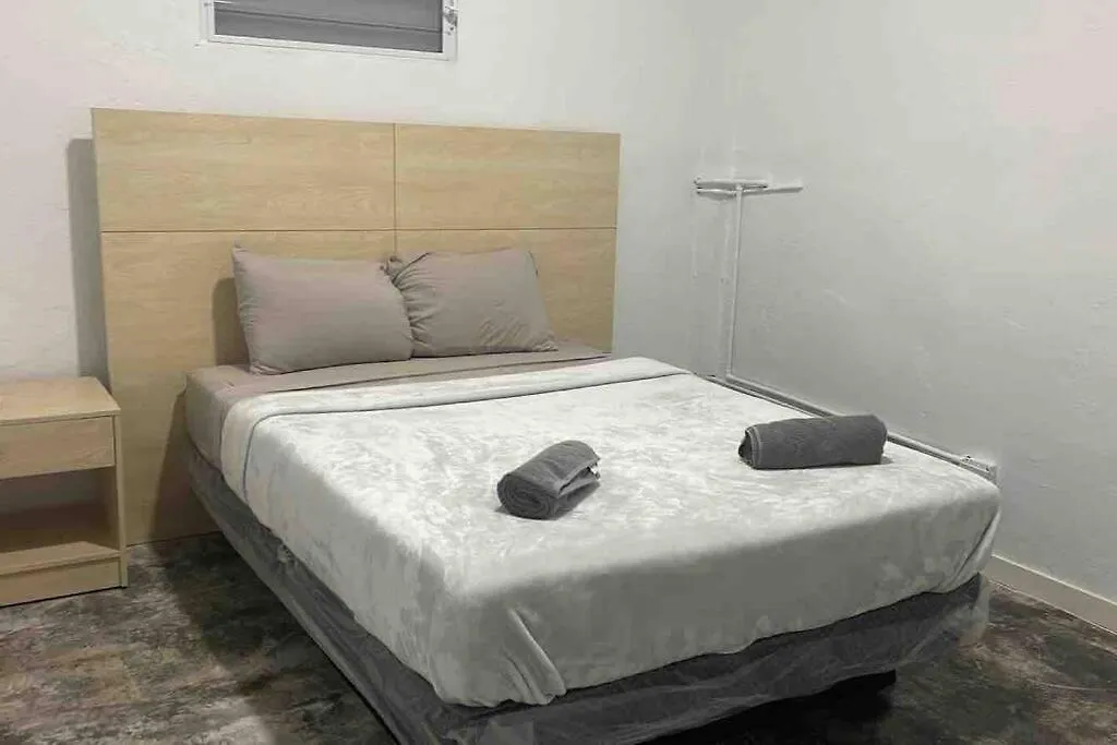 18 Bedrooms 32 Guest La Placita De Santurce By Rentalspr San Juan Puerto Rico