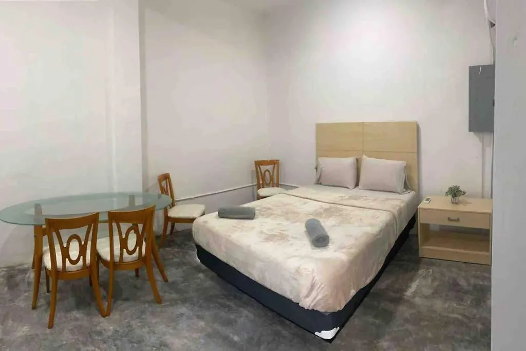 18 Bedrooms 32 Guest La Placita De Santurce By Rentalspr San Juan Vakantiehuis