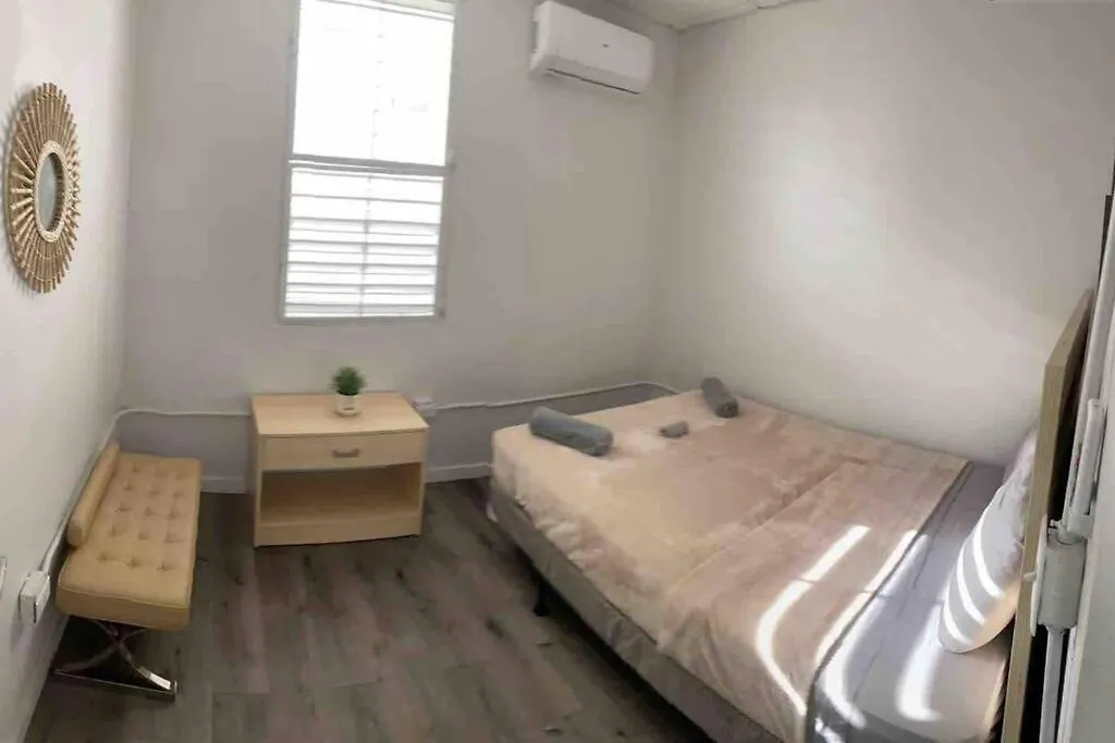 Vakantiehuis 18 Bedrooms 32 Guest La Placita De Santurce By Rentalspr San Juan