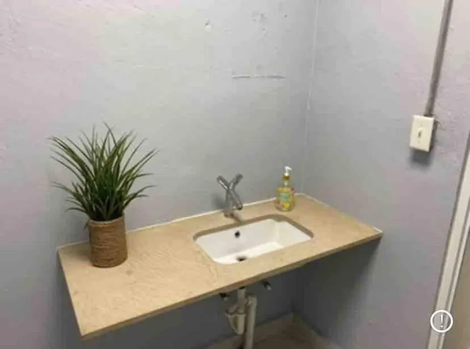 18 Bedrooms 32 Guest La Placita De Santurce By Rentalspr San Juan